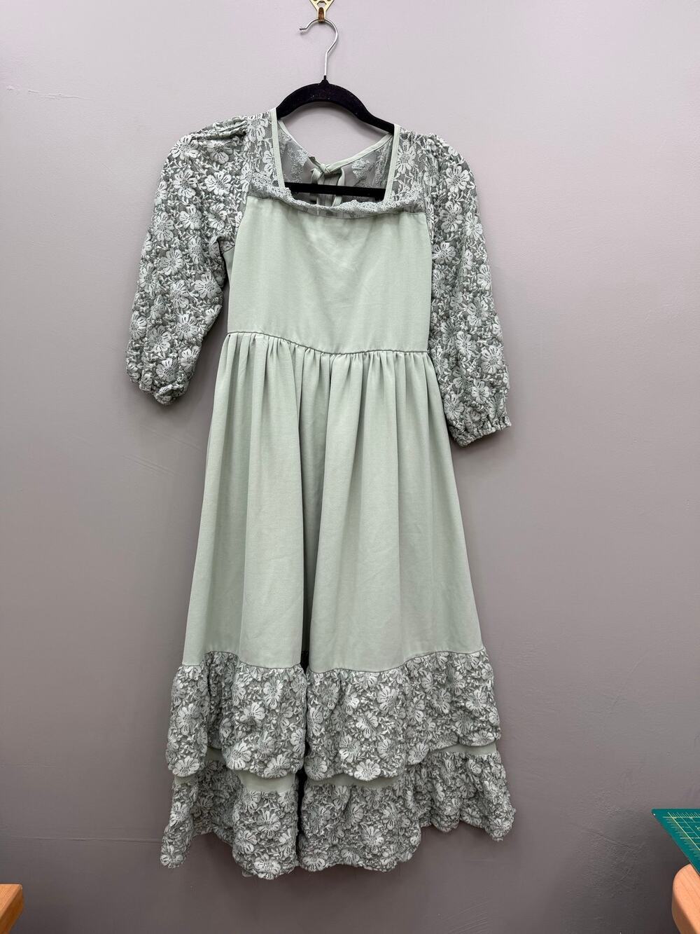 Girls Sage Green Lace Prairie Maxi Dress Size 10-11Y Cottagecore